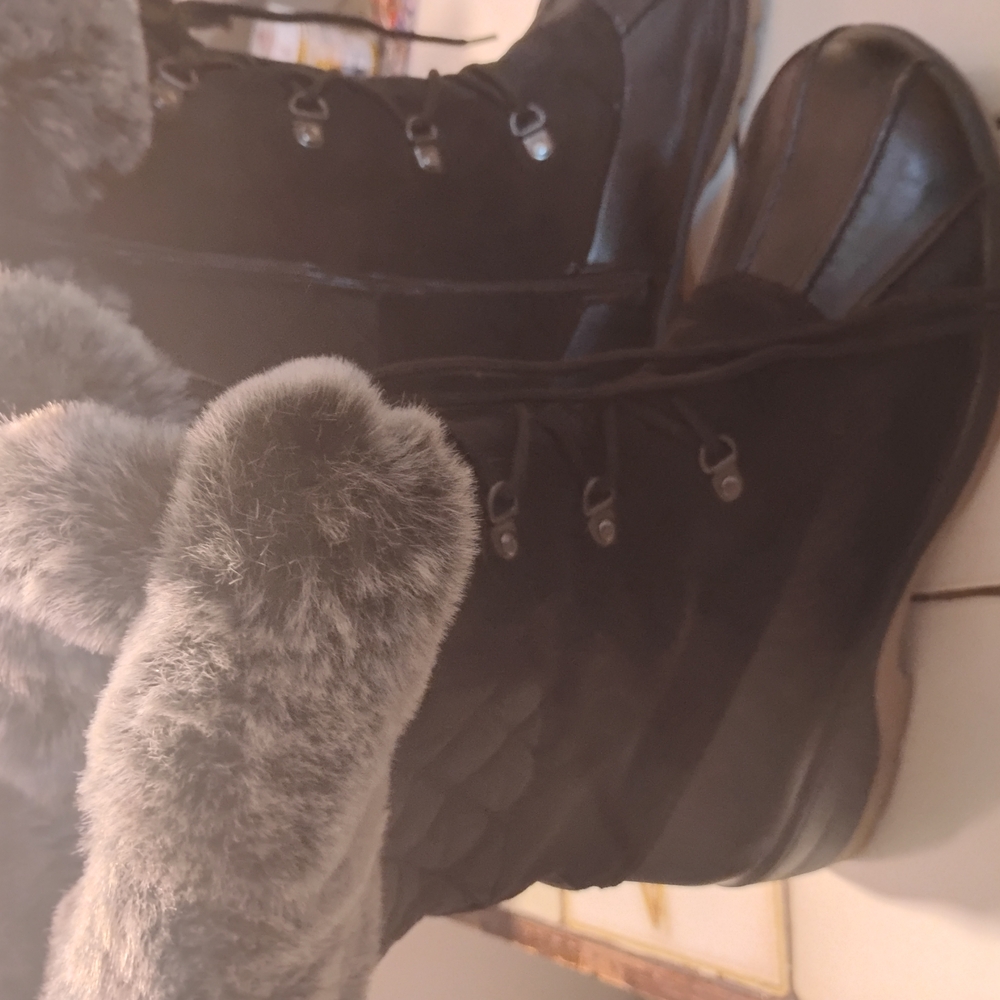 Women's Black Winter Boots